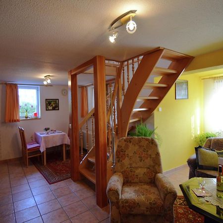 Holiday Home In Neustadt Am Rennsteig With Pond المظهر الخارجي الصورة