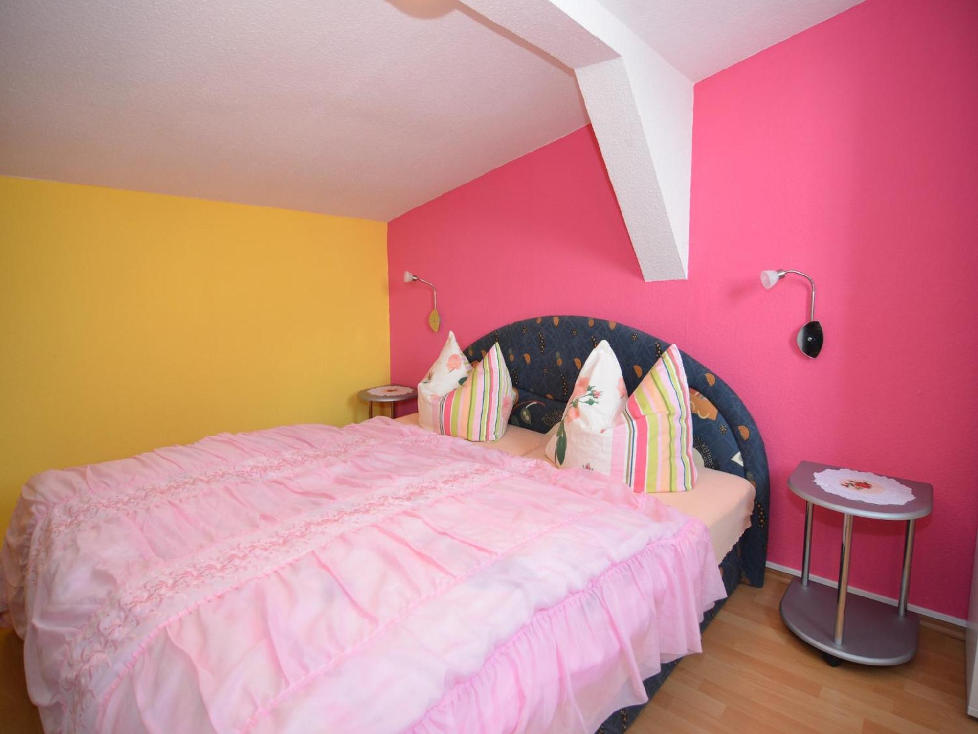 Holiday Home In Neustadt Am Rennsteig With Pond المظهر الخارجي الصورة